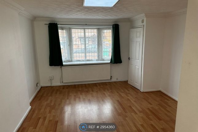 Hartwell Close, Manchester photo 3