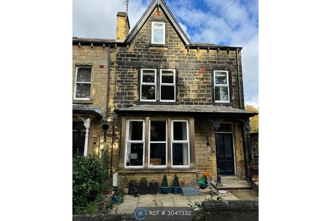 Flat, Oakwood Mount, Leeds photo 2