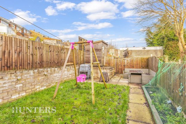 18, Shore Mount, Littleborough photo 4