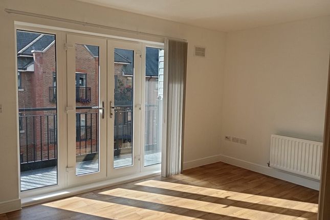 Flat 43, Piazza House, Tonbridge photo 4