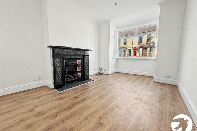 106, Cecil Road, Kent photo 2