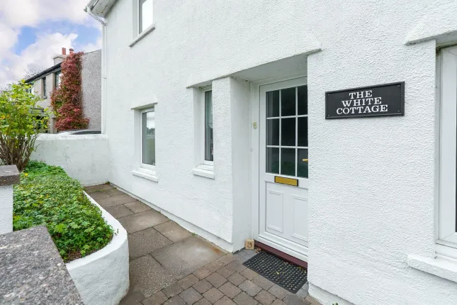 The White Cottage, Main Road, Colby photo 3
