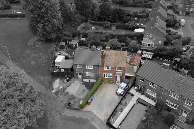 13, Farm Road, Burbage photo 4