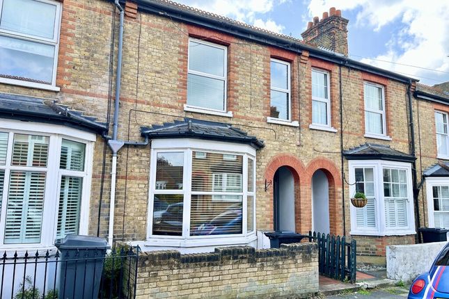 Thumbnail Terraced house to rent in Weight Road, Chelmsford