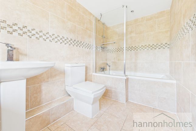 Cam05283G0-Pr0050-Still049