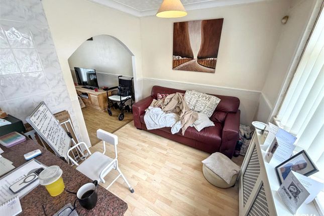 70, Williton Road, Luton photo 3
