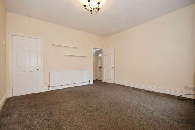 38, Hole House Lane, Sheffield photo 3