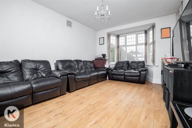 68 Yardley Wood Road, Birmingham photo 4
