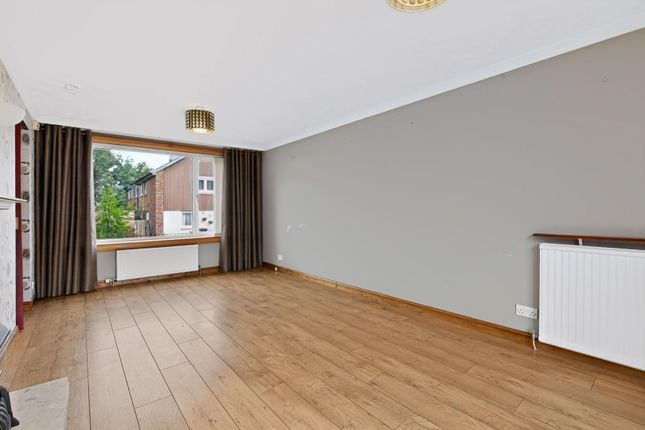 25, Ferguson Place, Glenrothes photo 4