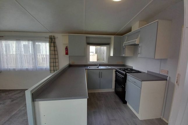 Manston Court Road, Margate photo 5