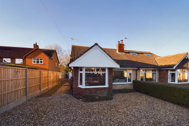 Semi-detached bungalow for sale in Docklands, Pirton, Hitchin