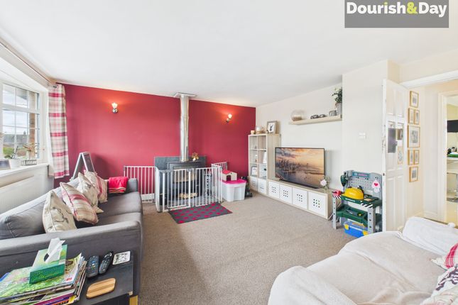 Whiteoaks Billington Lane, Stafford photo 3