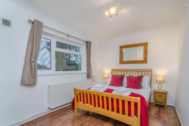 Thumbnail Flat to rent in Staines Road, Feltham