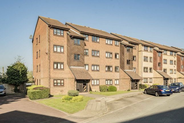 periwood crescent one bedroom flat to buy near me