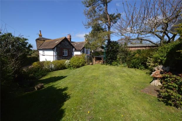 3 Bed End Terrace House For Sale In Castle Cottages Castle Lane