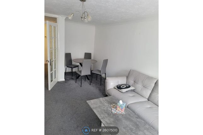Balfour Court, Station Road, Harpenden photo 4