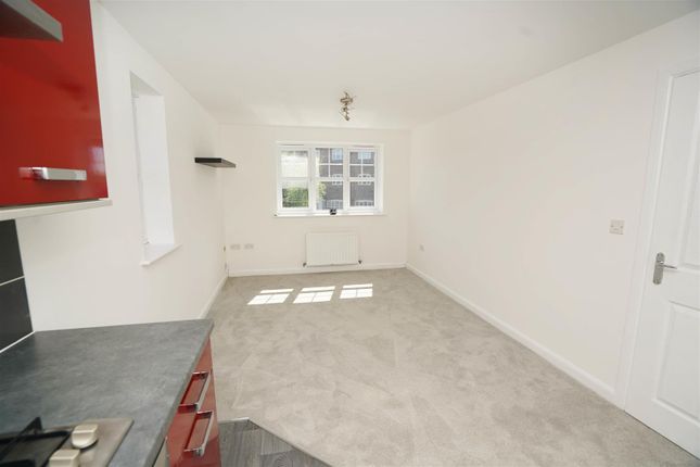 16, Hudson Close, Bolton photo 2