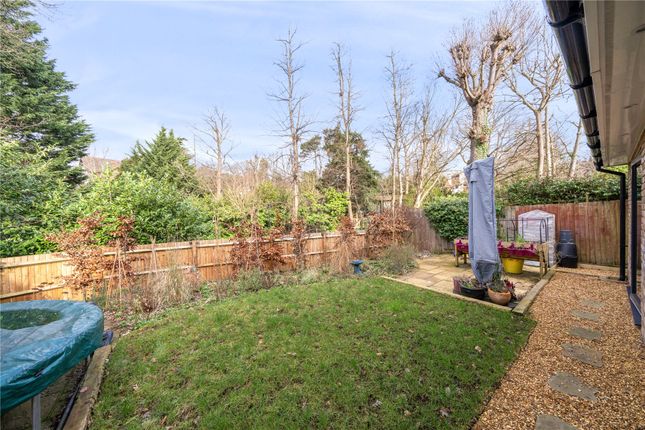 Town house for sale in Davema Close, Chislehurst