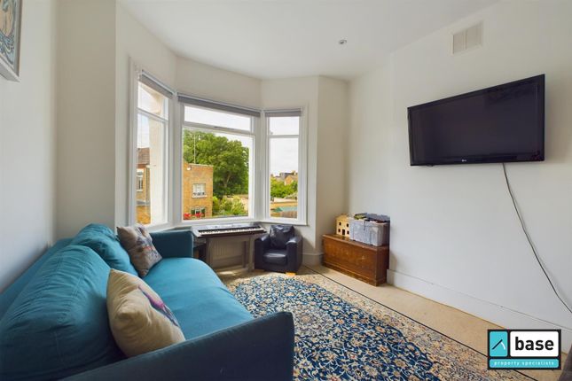 81, Dunstans Road, London photo 4