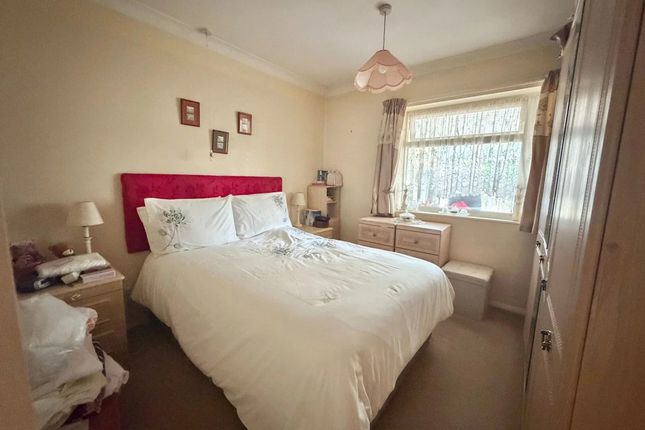 8, Westmead Road, Barton Under Needwood photo 3