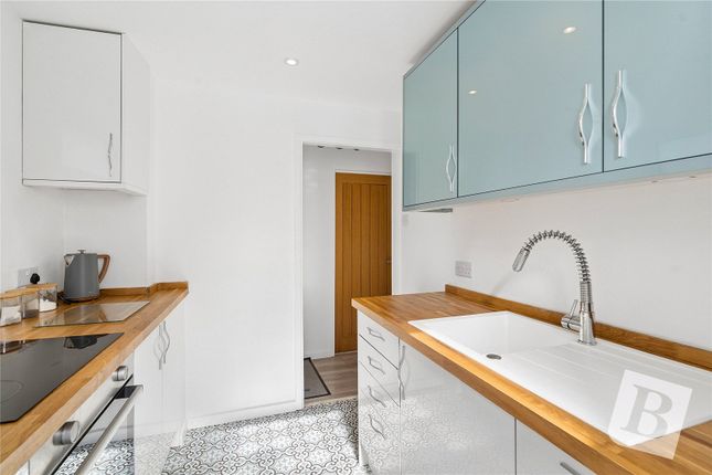 18, Elizabeth Drive, Essex photo 4