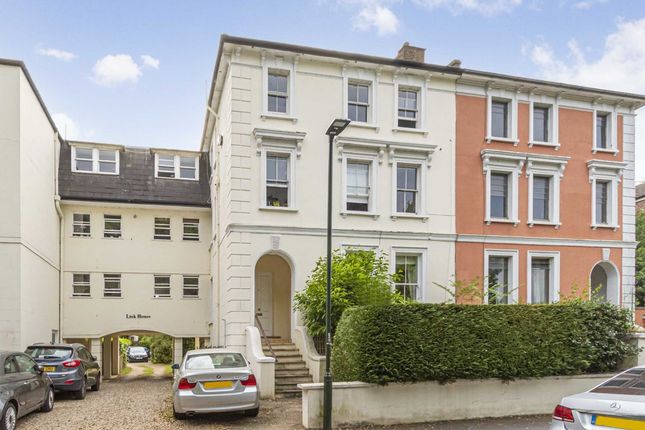 Flat to rent in Lower Teddington Road, Hampton Wick, Kingston Upon Thames