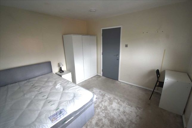 Thumbnail Room to rent in Kirby Road, Room 4, Dartford