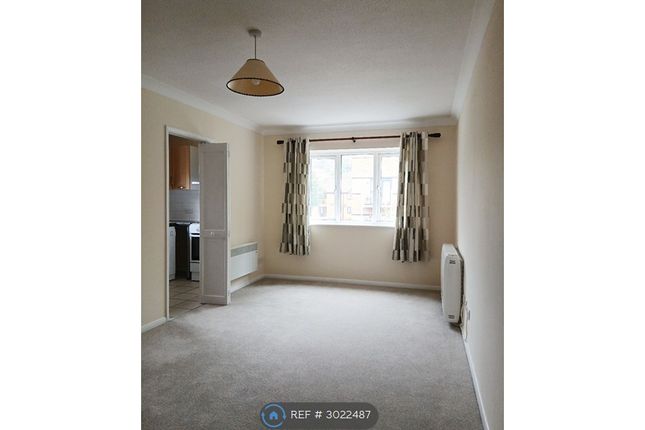 Timbermill Court, Haslemere photo 5
