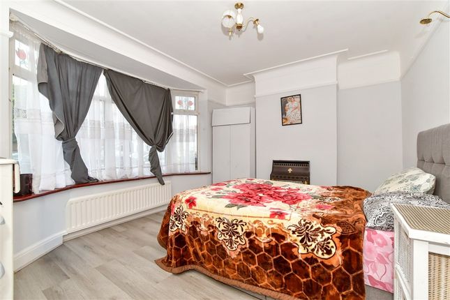 Eustace Road, Romford photo 5