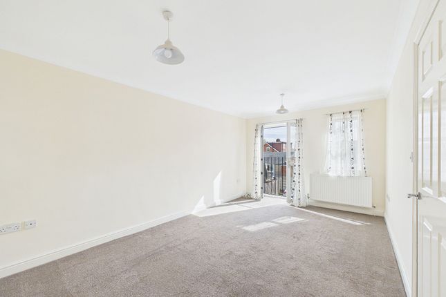 Flat 5, Vincent Court, Ruislip photo 3