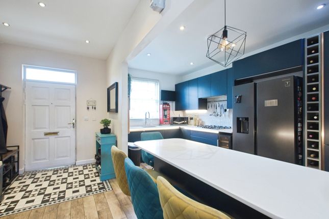 27, Hastings Street, London photo 4