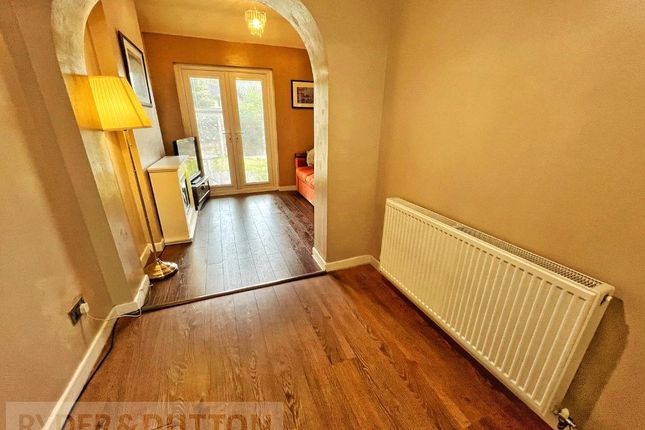24, Tinningham Close, Greater Manchester photo 4