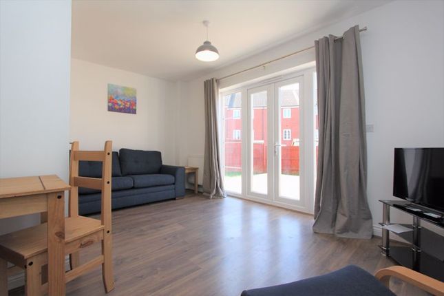 Room to rent in Rooms To Rent, Jack Sadler Way, Exeter