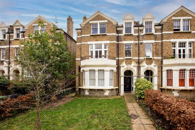 Thumbnail Flat for sale in Lewisham Park, Hither Green, London