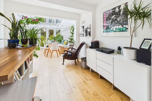 69, Victoria Road, Shoreham-by-sea photo 3