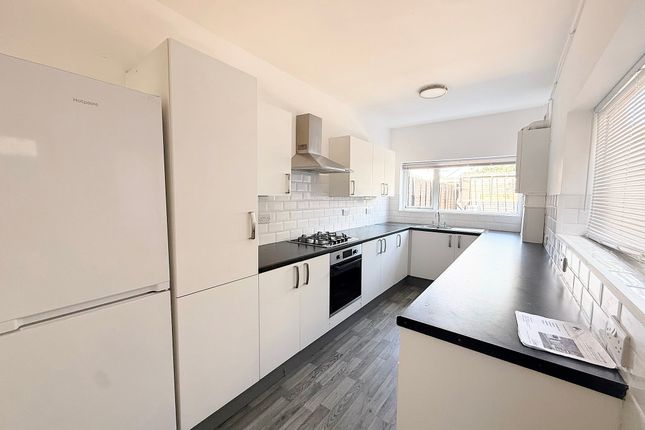24, Gruneisen Road, Portsmouth photo 5