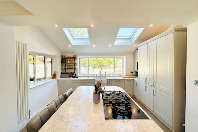 5 Manor Road, Lymm photo 3