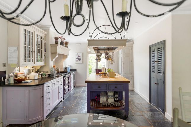 33, Mount Avenue, London photo 4