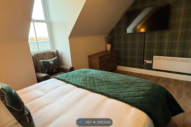 Queens Court, Sandgate, Ayr photo 5