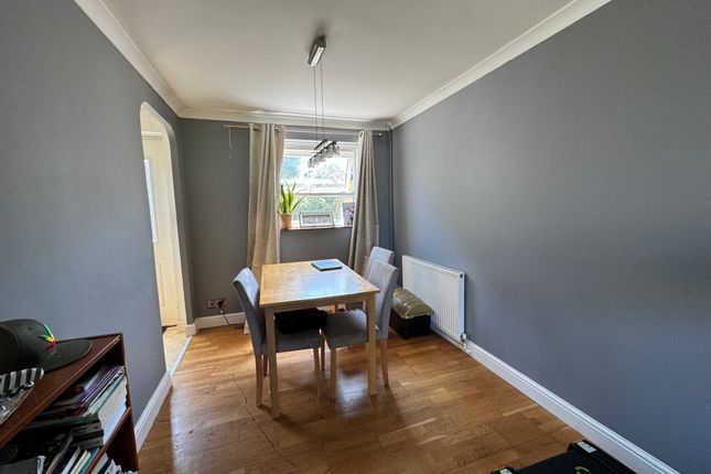 30, Abbey Fields, Faversham photo 4