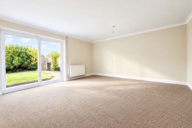 24, Turnden Gardens, Margate photo 3