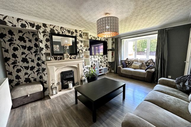 5, Sheldon Avenue, Wednesbury photo 3