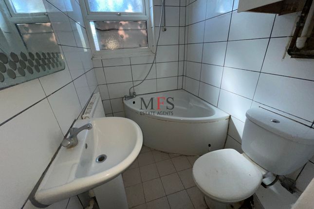 82, Clarence Street, Southall photo 4