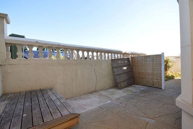 2 Littlestone House Marine Parade, New Romney photo 4