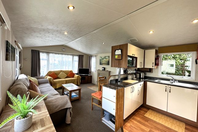 Thumbnail Mobile/park home for sale in Tarka Holiday Park, Braunton Road