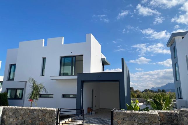 Villa for sale in Karşıyaka, Kyrenia, Cyprus