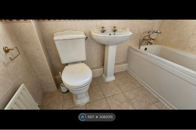 Bolsover, Chesterfield photo 3