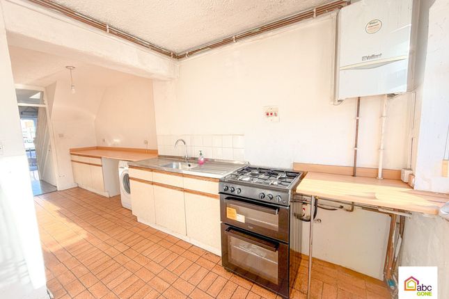 57 Ballards Walk, Basildon photo 4
