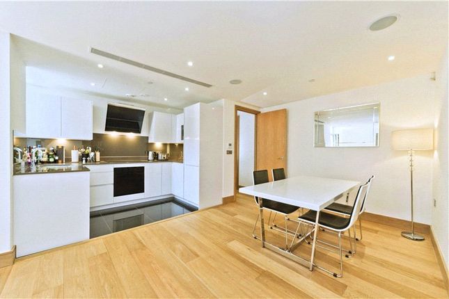 Flat to rent in Red Lion Court, City Of London