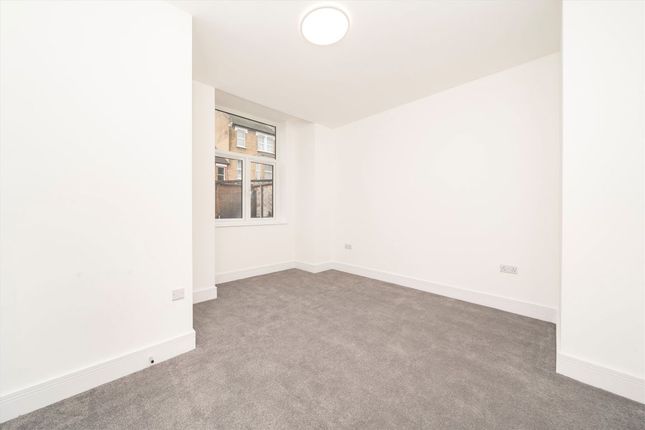 2, Berrymead Gardens, London photo 2